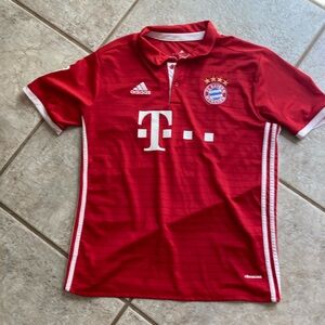 Red Bayern Munchen jersey
